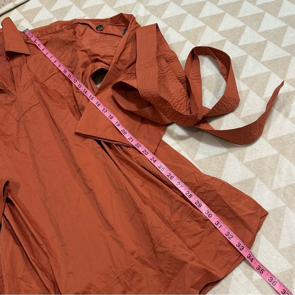 Tanya Taylor rust orange crinkl dress belted long wide sleeves button detail - Picture 2 of 3